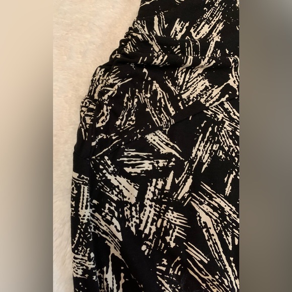 Ann Taylor dress, sleeveless, pre-loved but in good condition - Picture 4 of 8